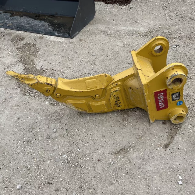 Komatsu PC160 Ripper frost tooth excavator 70 mm pin size Teran Emaq NEW