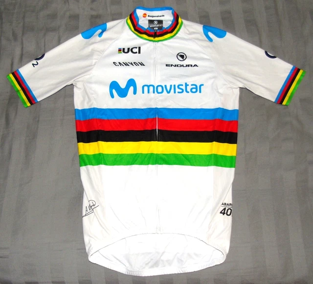 Movistar 2018 World Champion Jersey. Endura Medium Up To 37 - 38" Circumference Movistar 2018 World Champion Jersey. Endura Medium Up To 37 - 38" Circumference