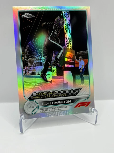 Carte F1 Lewis Hamilton Topps Chrome 2022 – Mini Diamond /299 Notée PSA 9