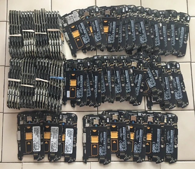 #L10 Mix Lot of 75 Blackberry Bold 9900 9930 Motherboards 4 Scrap AS-IS No Power