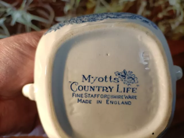 MYOTT Inglaterra, Country Life, hermosas salchichas en azul