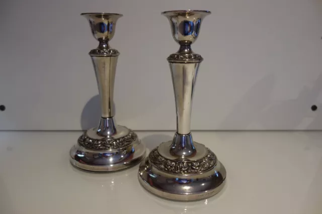 Pair of Vintage Ianthe English Silver-Plated Candlesticks – Retro Gift Wedding