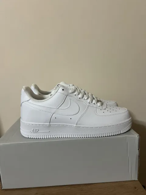 Nike Air Force 1 '07 Sneakers da Uomo - Bianchi, EU 40