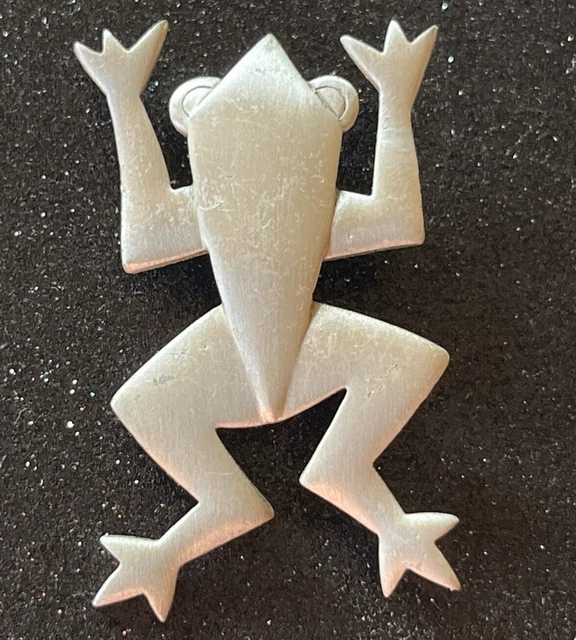 Vintage "JJ" Janette Jewelry Silver Tone Frog Brooch Pin, Pewter, 2 inch long