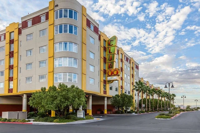 CLUB 36 LAS VEGAS - NATIONAL RODEO FINALS, 2Bd, 2Ba, Dec. 7-14, 2023, 7Nts