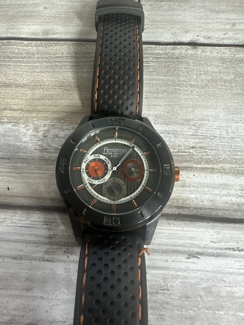 Orologio Armitron 20/4864DG da uomo con accenti arancioni Cinturino in silicone 2