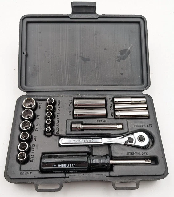 CRAFTSMAN 19PIECE 1/4& Drive SAE Socket Set in Plastic Case Set 34800