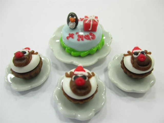 Dollhouse Miniature Christmas Holiday 1.5 cm Cake Cupcake Ceramic Plate 15502