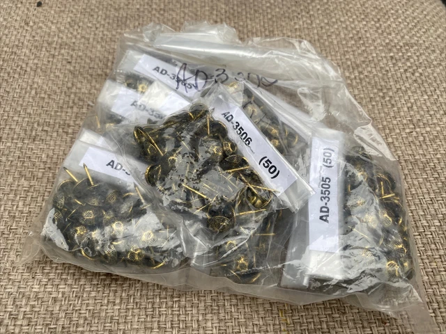 550 Hammered Head Antique Brass Finish Decorative Upholstery Tacks / Nails