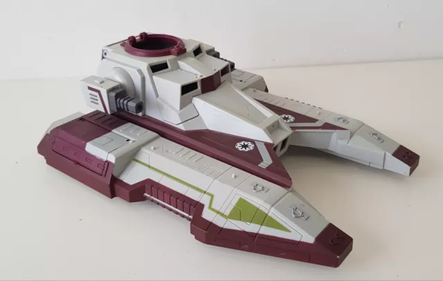 Star Wars hasbro 2009 The Clone Wars Republic Fighter Tank vaisseau spatial