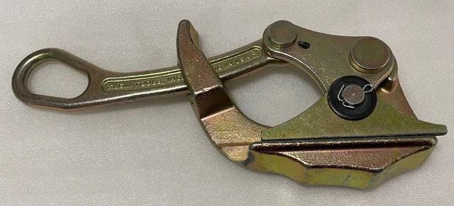 Klein Tools 1716-60 Parallel Jaw Grip, 0.7 To 1.3" Hdpe Wire Puller