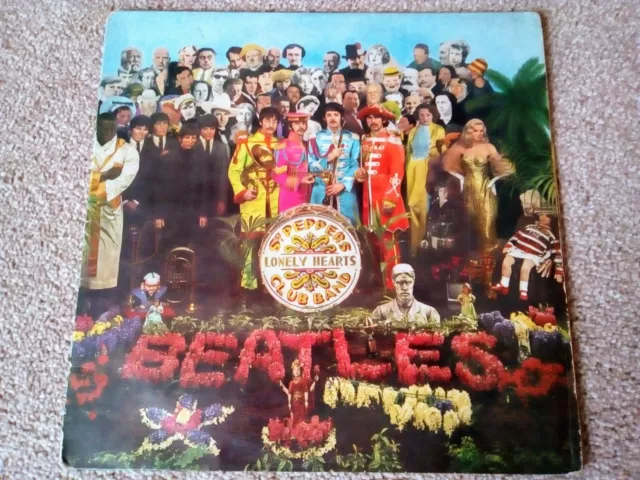 The Beatles - Sgt Peppers Lonely Hearts Club Band 12" Mono Vinyl G/F P/S Album