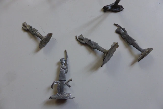 Lot De Petits Soldats En Métal - Jouets Anciens Piou Piou - 1914 WW1
