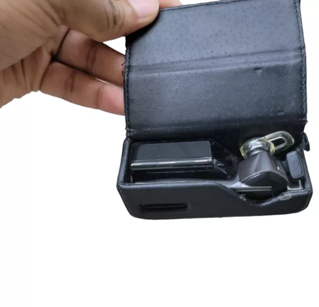 Plantronics Discovery 975 Bluetooth Headset Black w/ Charging Case WORKING
