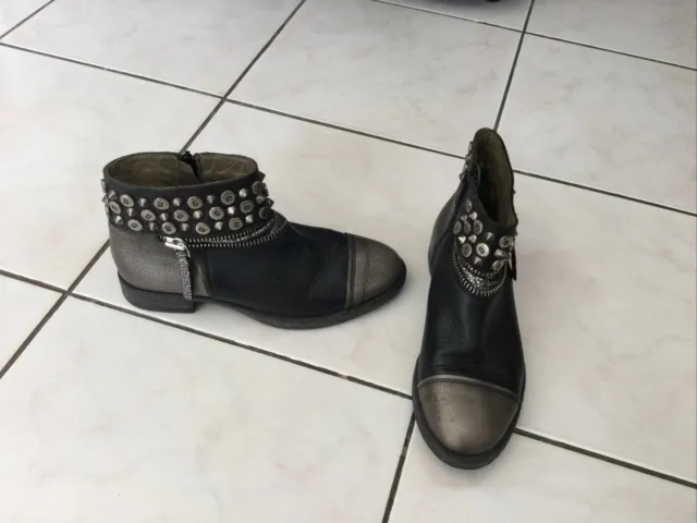 Boots bottines LIFE pointure 38 cuir noir/gris clouté zippé 189€
