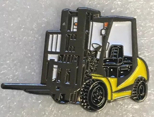 FORK LIFT TRUCK pin badge