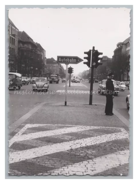 Berlin - Kaiserdamm - Autos Autobahn-Schild- Verkehr - Altes Foto 1950er