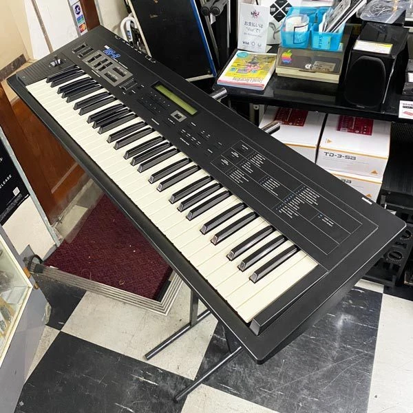 KORG Ds-8 2