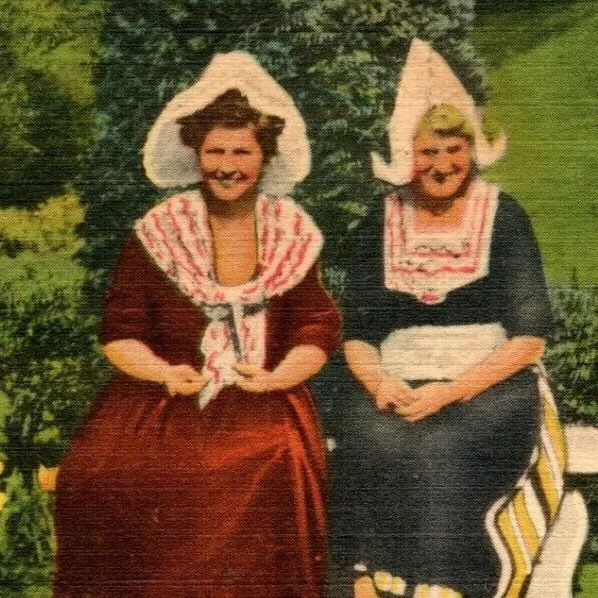 Vintage Linen Postcard Tulip Time Festival, Holland Michigan - 1952