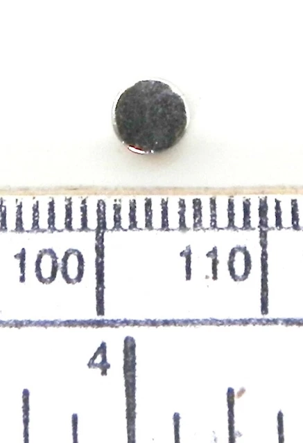 50 Aimants Néodyme N35 - 5x2mm, Force 0.51kg, Revêtement Nickel