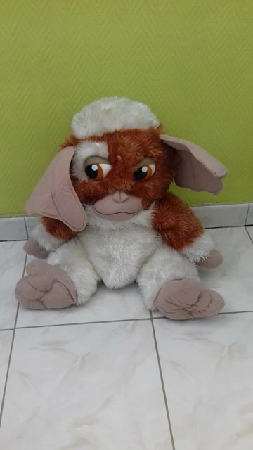 Peluche Gremlins 20 cm Gizmo chante et danse