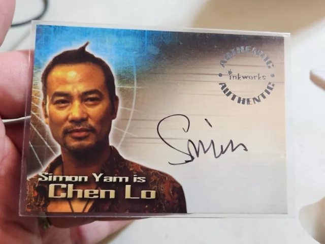SIMON YAM 2003 Tomb Raider CHEN LO AUTOGRAPH A5 CHASE CARD NM/MT Inkworks