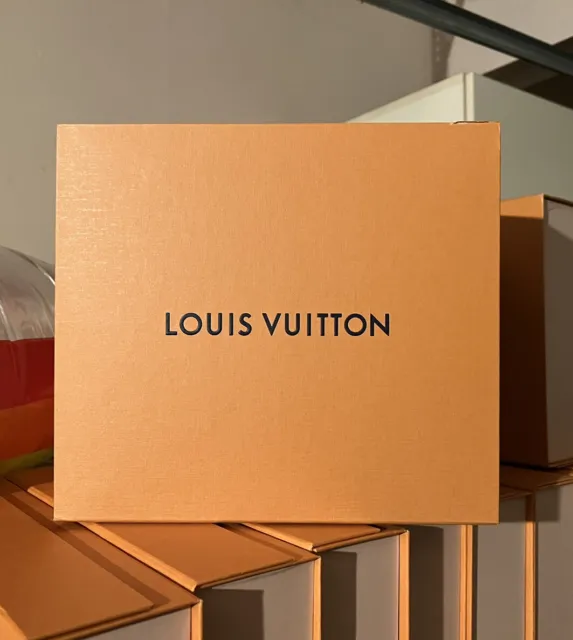 AUTHENTIC LOUIS VUITTON LV Gift Box Magnetic Closure Large 10x10x5 Empty  Box $28.49 - PicClick