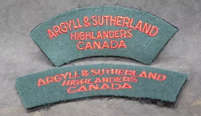 Argyll & Sutherland Highlanders of Canada Pair of WWII Shoulder Flashes