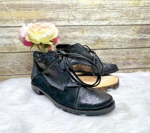 Everybody by BZ Moda Black Patchwork Leather Lace Up Sz 8.5 38.5 Ankle Boots