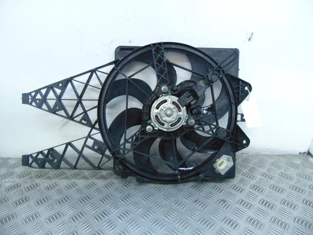 Fiat Bravo Mk2 1.9 Motore ventola di raffreddamento radiatore diesel con AC 2007-2014↑
