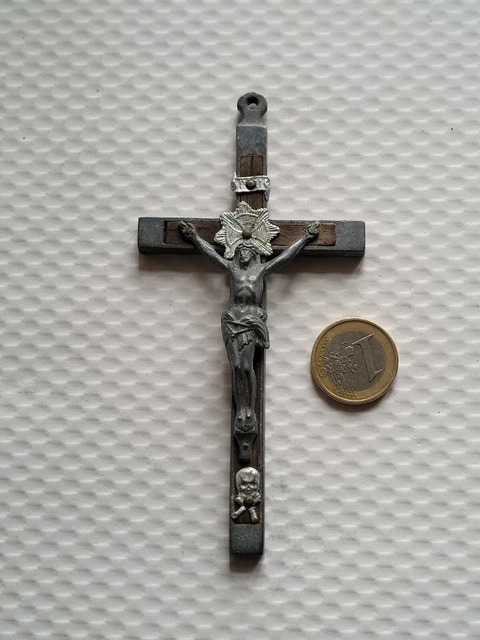 Lot De Broches Anciennes : Libellule, Crucifix, Escargots, Pierres - Occasion