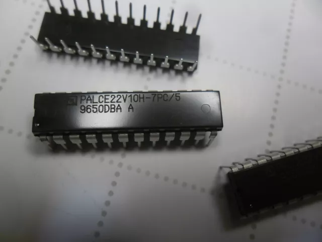 AMD PALCE22V10H-7PC/5 Programmable Logic Devices