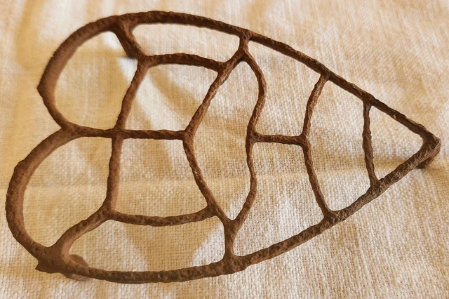 Antique Hand Forged Wrought Iron Heart Shape Trivet Folk Art Primitive Farmhouse
