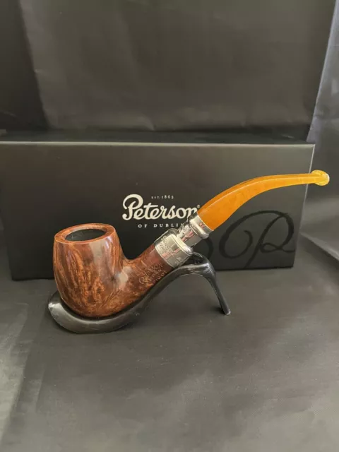 Peterson Pipe Flame Grain Silver Spigot 69 Fishtail NEW & BOXED