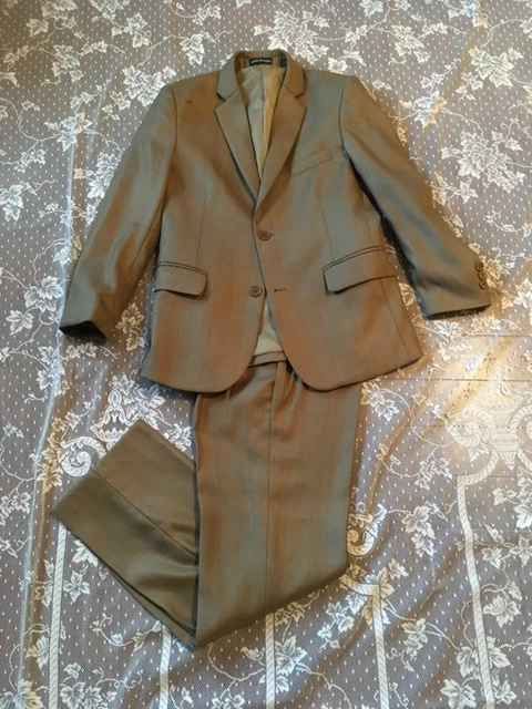 Davinci Suit Boys Size 10
