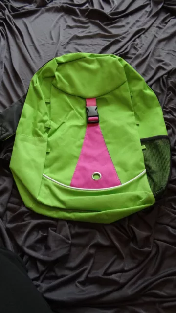 Rucksack, wandern, shoppen,Fitness,Freitzeit, Schulrucksack,Sporttasche,grün,NEU