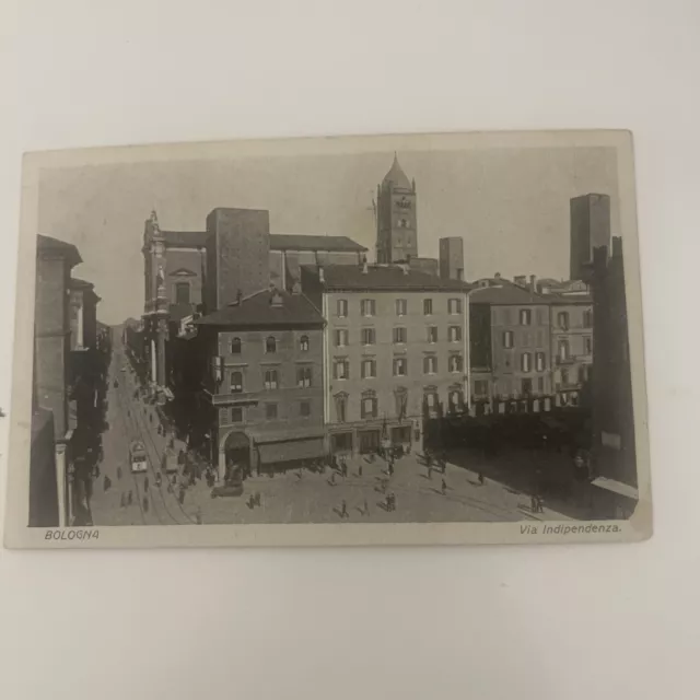 Cartolina BOLOGNA Via Indipendenza, viaggiata, animata, 1929