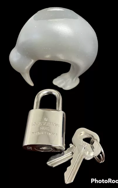 LOUIS VUITTON KIWI Cup Lock Set With 2 Keys Rare $150.00 - PicClick