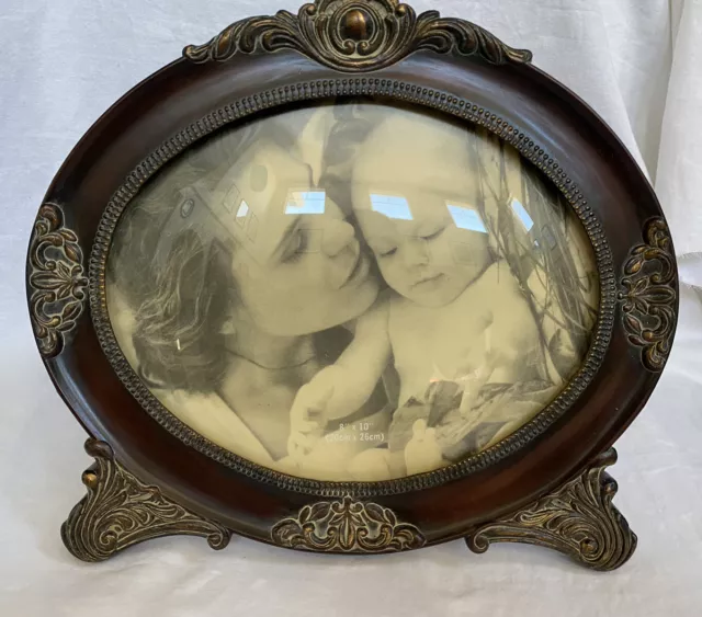 Victorian Style Oval Picture Frame with Convex Glass Hang or Desk Reproduction