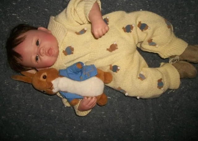 22" Paradise Galleries "JOSHUA" Peter Rabbit by Linda Webb HTF Vinyl Baby Doll