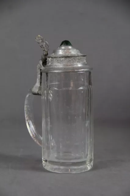 Glaskrug Bierkrug Zinndeckel geschliffenes Glas Relief verziert Muster um 1900
