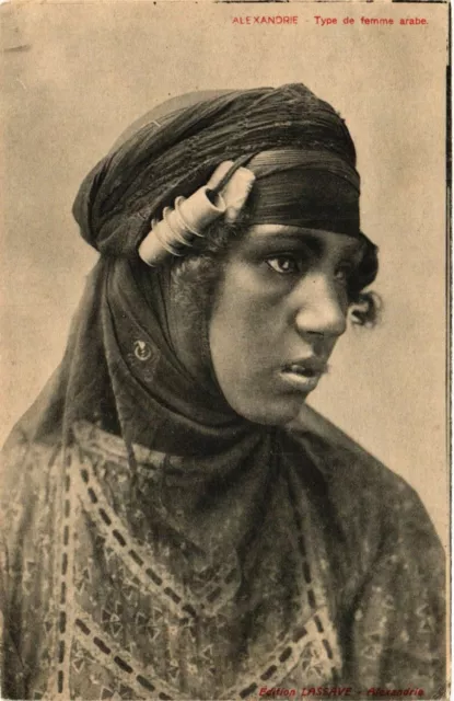 CPA AK Alexandrie Type de femme arabe EGYPT (823276)