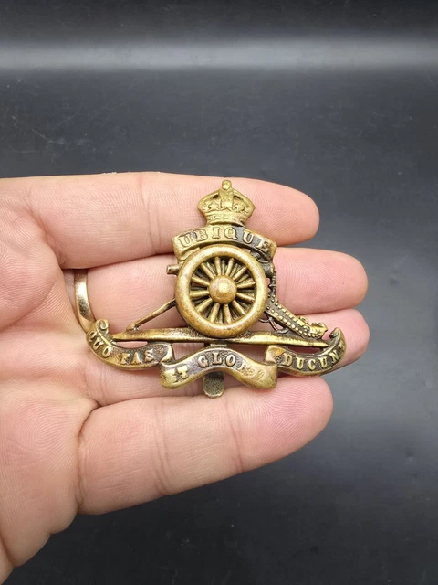 ORIGINAL WW2 KINGS Crown Royal Artillery Regiment Cap Badge Brass ...