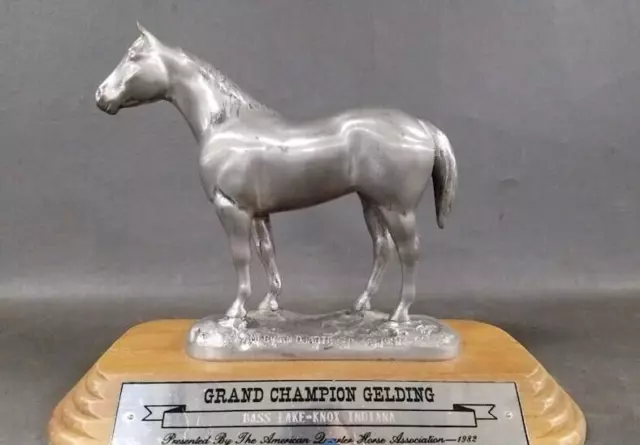 1982 Grand Champion Stallion Trophy American Quarter Horse Knox Indiana