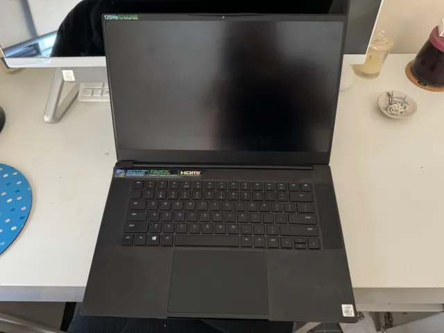 Razer Blade 15.6 GB Black Gaming Laptop 2