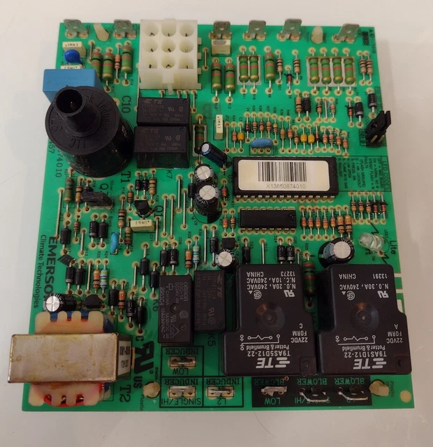 CNT03457 X13650874010 Trane RTU OEM control Board