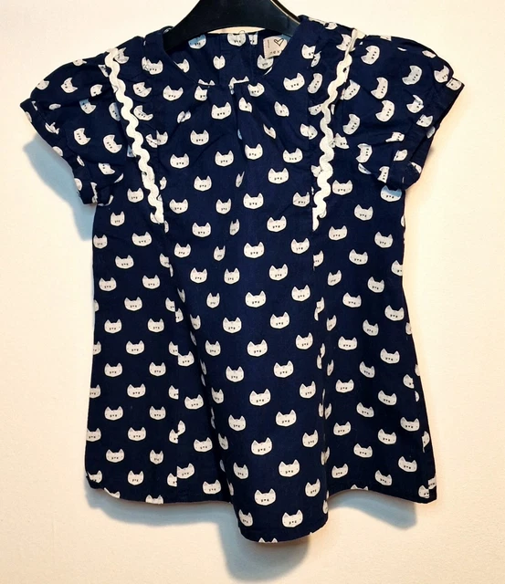 Avanti. Pacchetto vestiti per bambine età 6-9 mesi. Usato. Condizioni perfette. 4 pezzi. 2