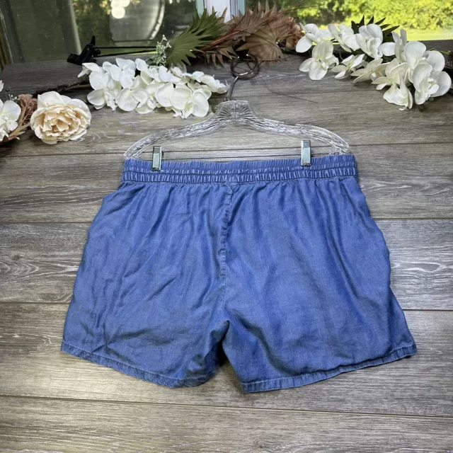 Old Navy Shorts Size Large Denim Blue Drawstring Pockets Pull on Stretch Waist