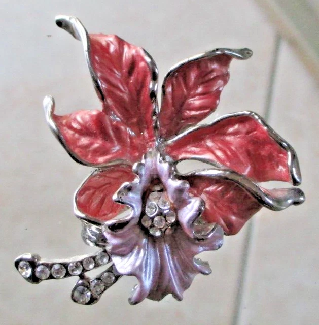 Grande Broche Vintage En Forme De Plume Argentée - Bijou En Relief - Modèle 106
