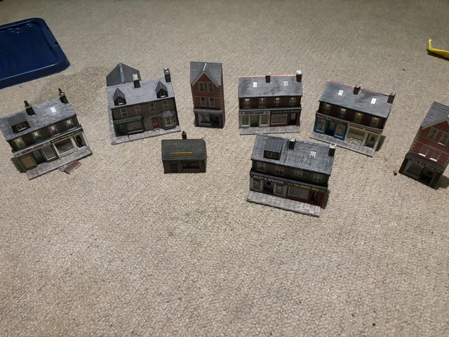 HORNBY MODEL RAILWAY 00 gauge card buildings Shop Buildings Model ...
